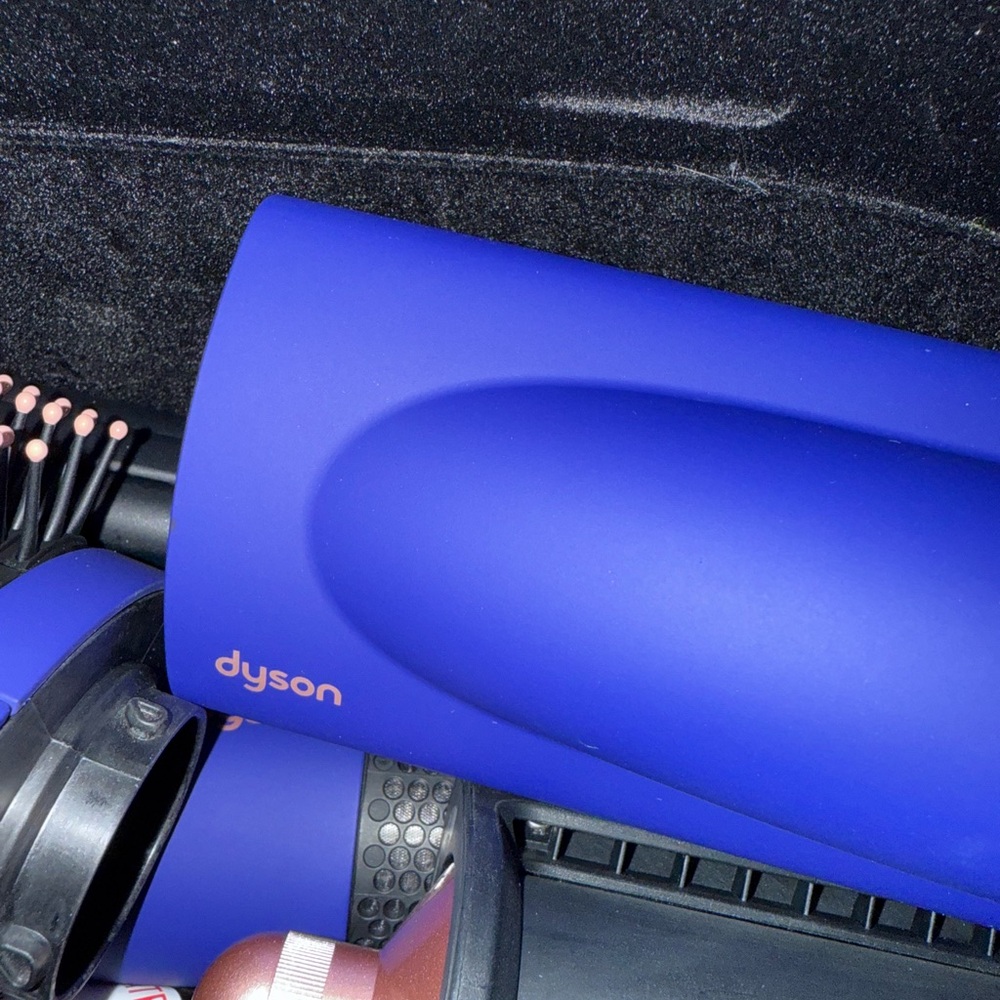Dyson Hair Styling Kit in Blue and Black - Picture 3 of 11